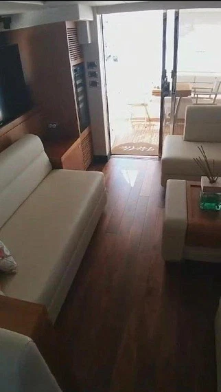 Яхта Sunseeker Manhattan 63 2012 9