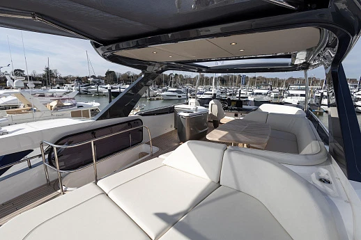 Яхта Princess F65 2025 11