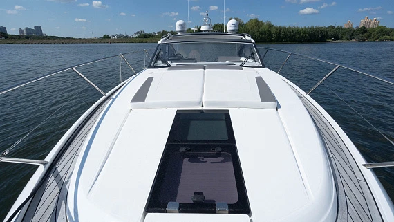 Princess V40 yacht 2020 4
