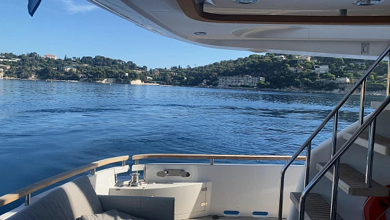 Fairline 780 yacht 2014 5