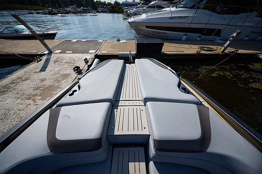 Яхта Princess R35 2021 28