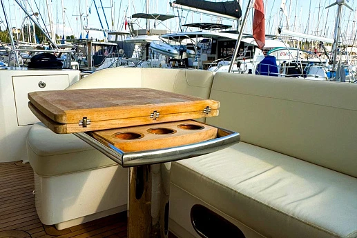 Яхта Princess 52 2017 5