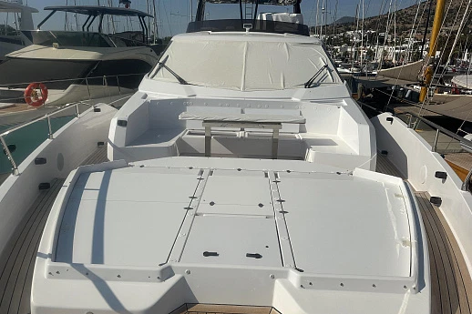Ferretti 780 yacht 2024 13