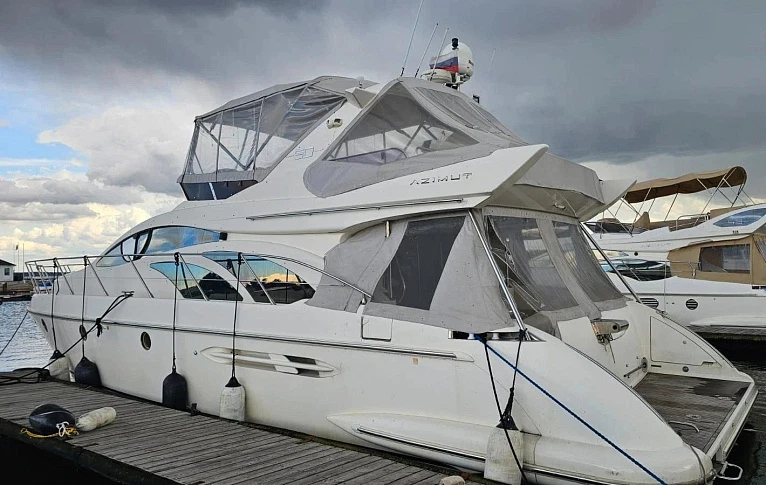 Azimut 50