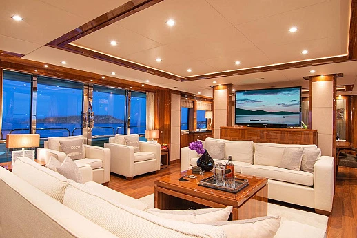 Яхта Sunseeker 40 2011 3