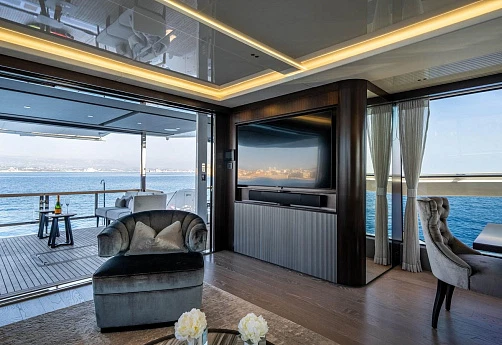 Яхта Sunseeker 90 Ocean 2022 4