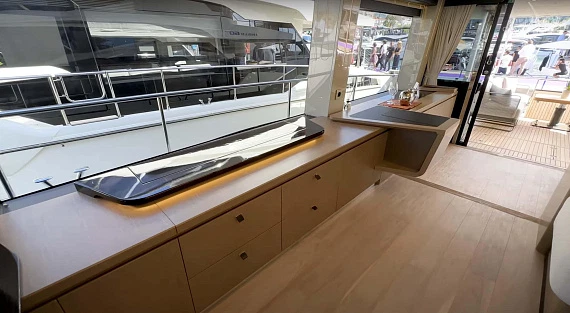 Absolute 60 Fly yacht 2023 7