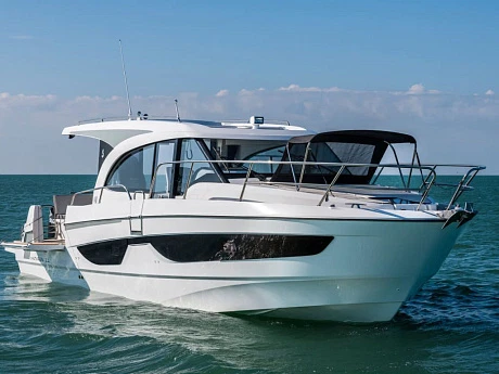 Яхта Beneteau Antares 11  3