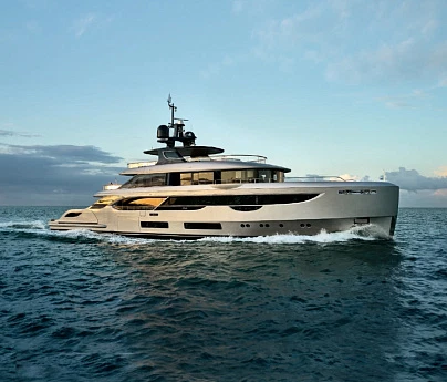 Яхта Benetti Oasis 40M  1