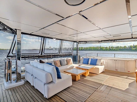 Majesty 111 yacht 2024 9