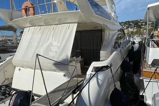 Azimut 58 yacht 2011 3