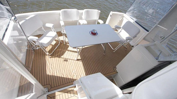 CARVER 43.5 yacht 2001 3