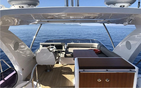 Яхта Azimut 50 fly 2017 3