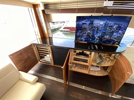 Яхта Sunseeker 80 Sport 2014 9