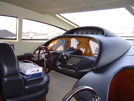 Яхты Azimut 80 2002 16