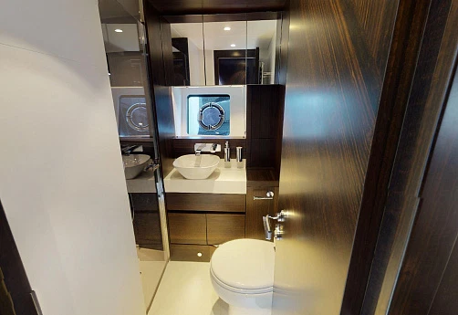 Sunseeker Manhattan 68 yacht 2021 9