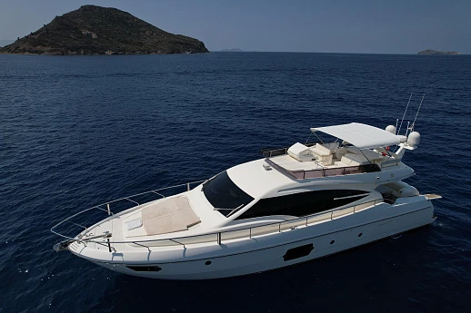 Яхта Ferretti 620 2013 3