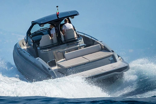 Rebel 40 yacht  7