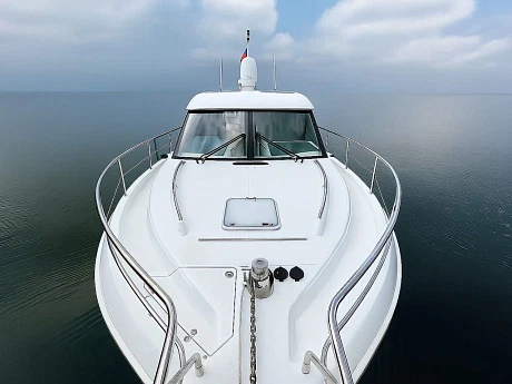 Яхта Riviera 3600 Sport Yacht 2008 1