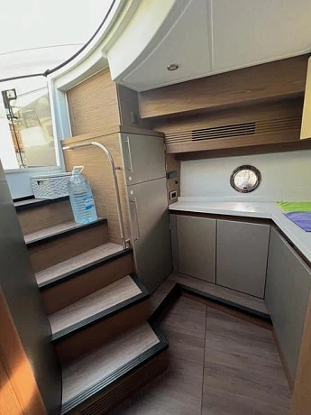 Яхта Beneteau Gran Turismo 46 2019 14