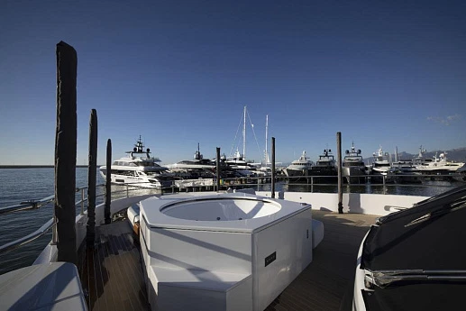 Azimut Magellano 30 yacht 2024 12