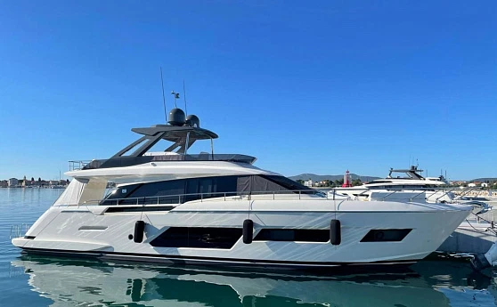 Ferretti 670 yacht 2020 2