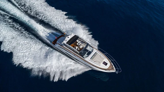 Яхта PRINCESS V50  5