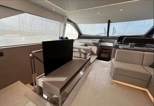 Sunseeker Manhattan 68 yacht 2023 8