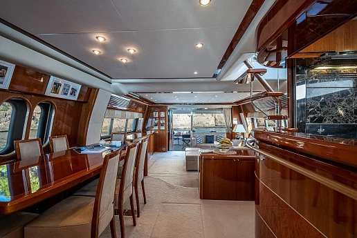 Яхта Princess 25M 2006 3