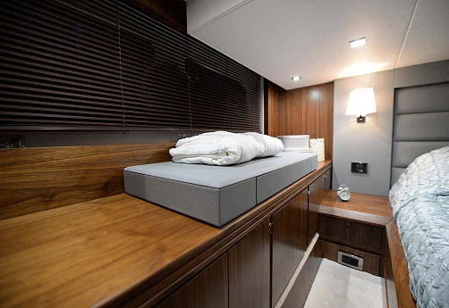 Sunseeker San Remo yacht 2014 15