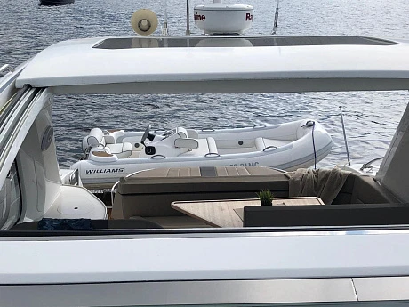 Моторная яхта BAVARIA 44 HARDTOP 2013 14