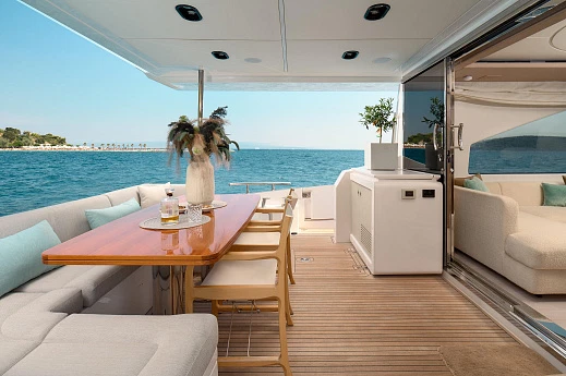 Azimut Fly 72 yacht 2023 9