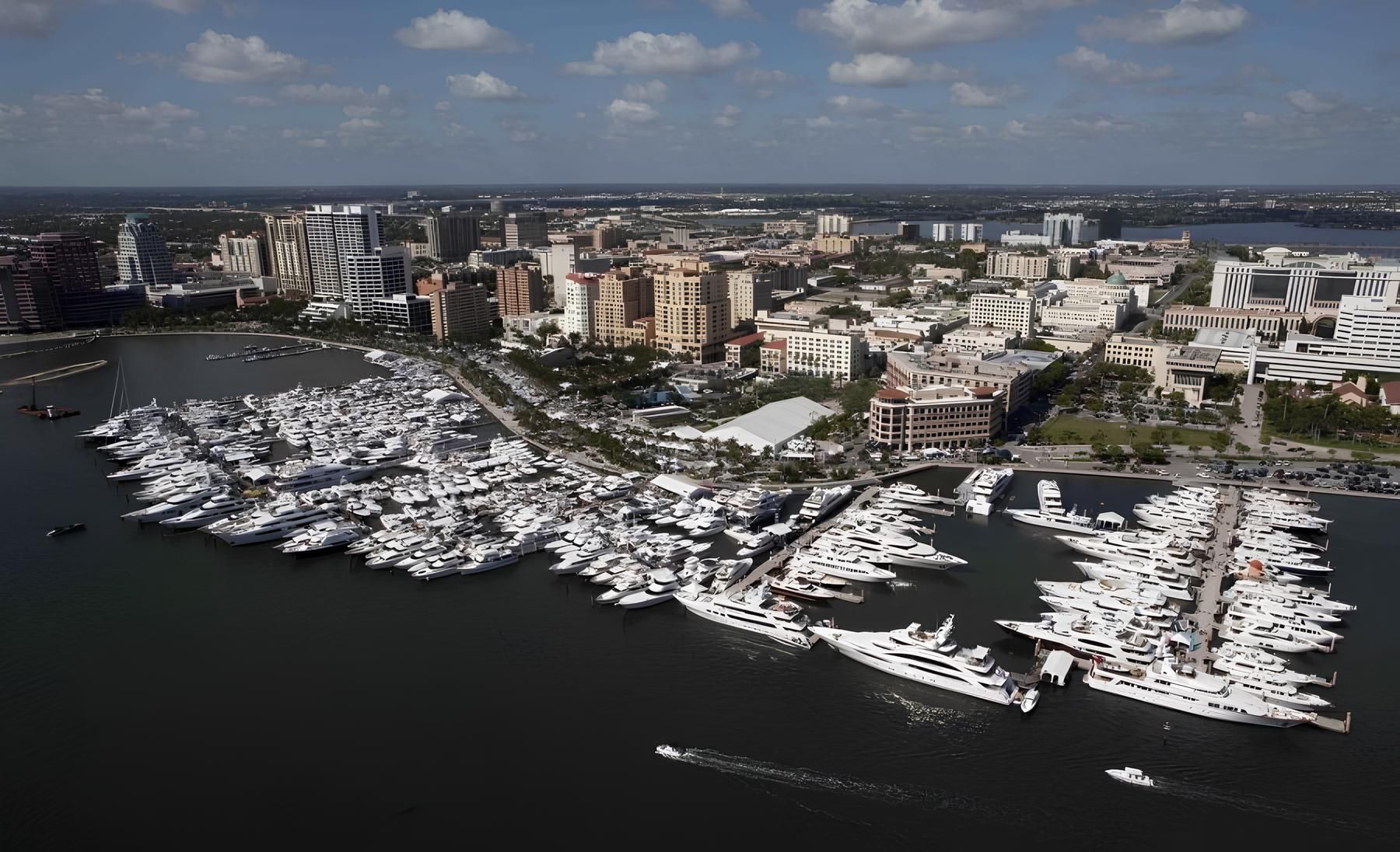Во Флориде стартовала ежегодная яхтенная выставка Palm Beach International Boat Show