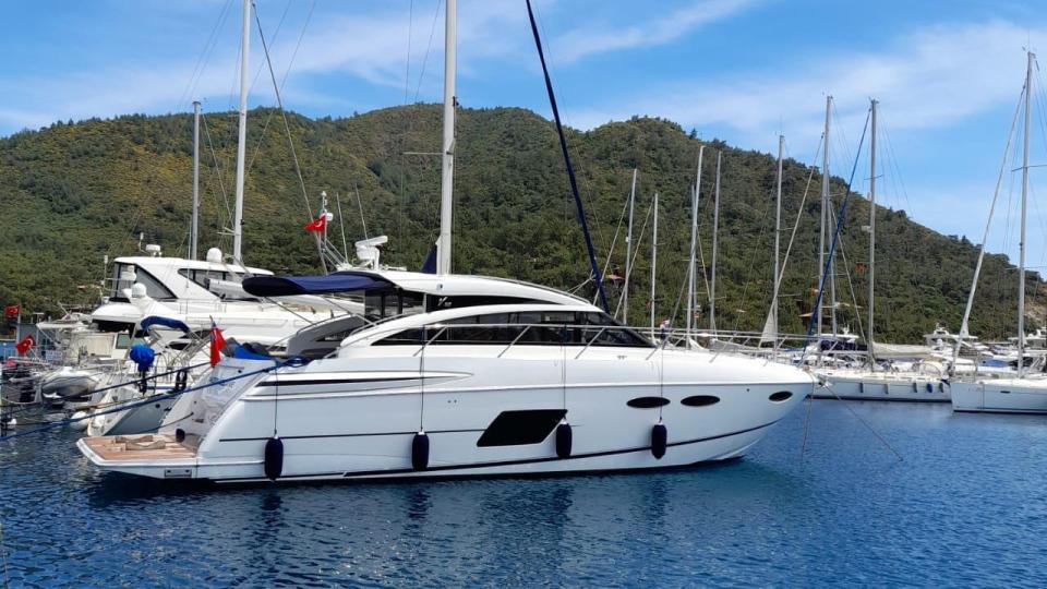 Princess V52