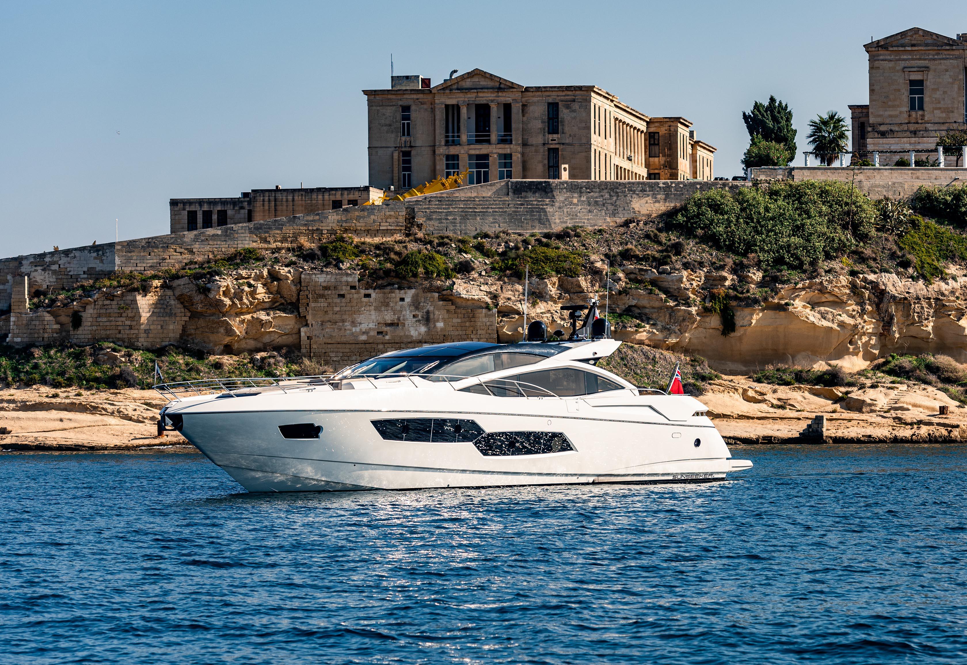 Sunseeker Predator 80