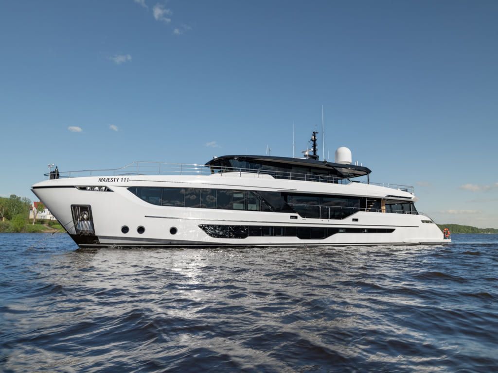 Majesty 111