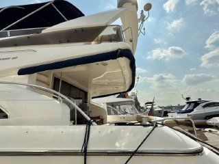 Яхта Princess 62 2008 3