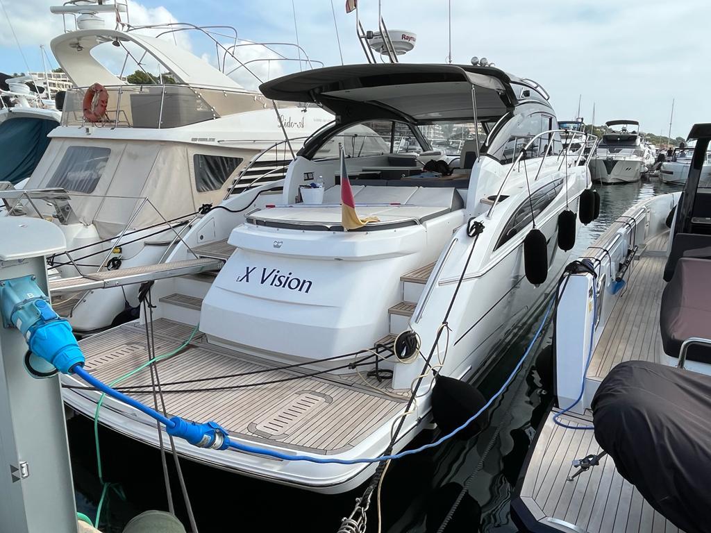 Princess V48 Open