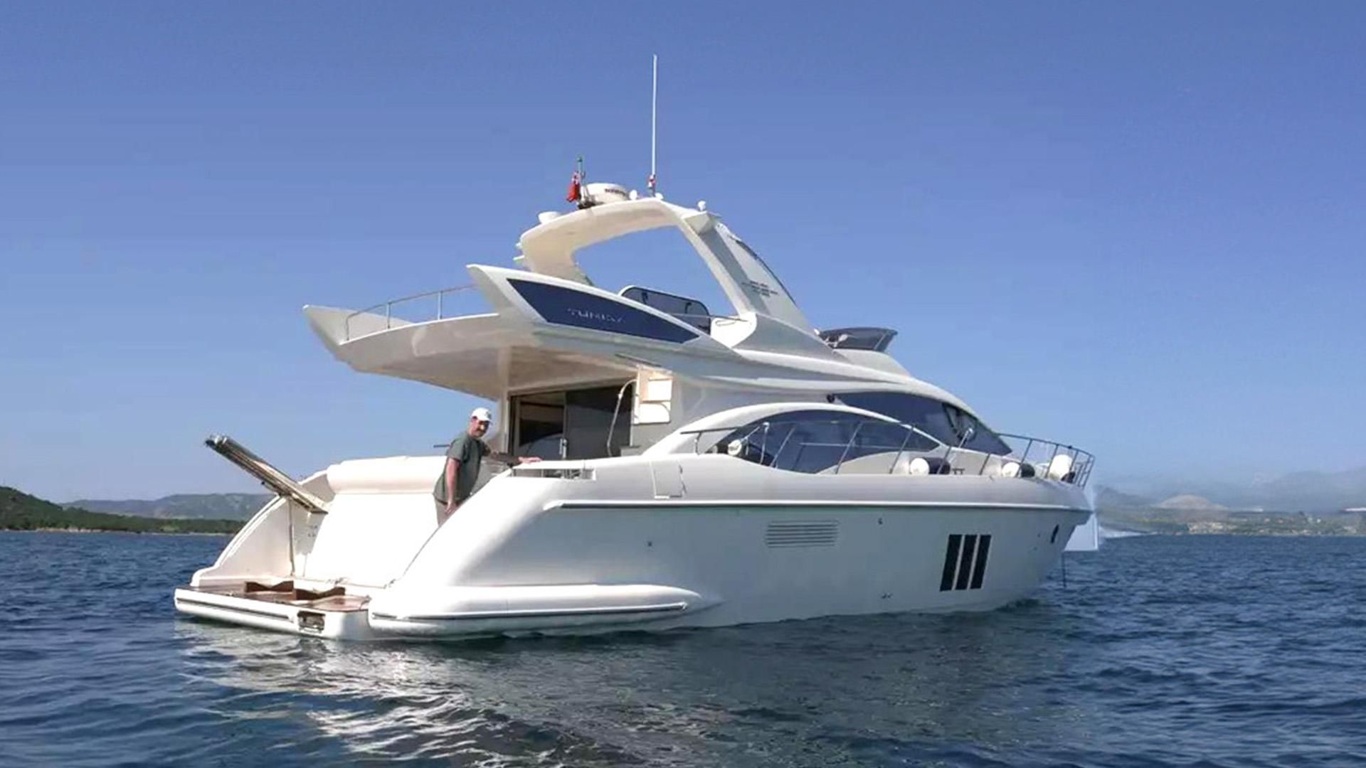 Azimut 58