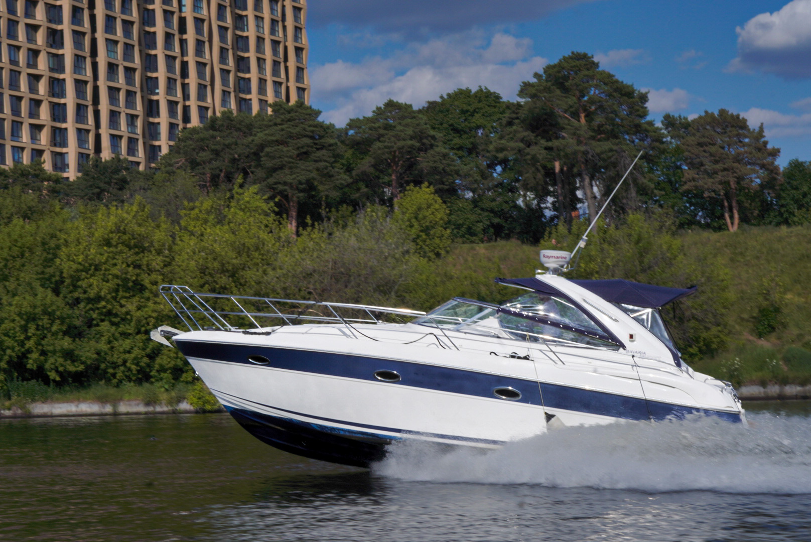Bavaria 330 SPORT