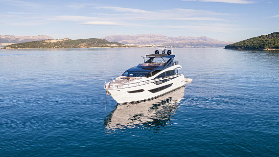 Яхта Sunseeker 88 2024 4