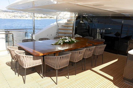 Яхта Princess 40M 2012 14