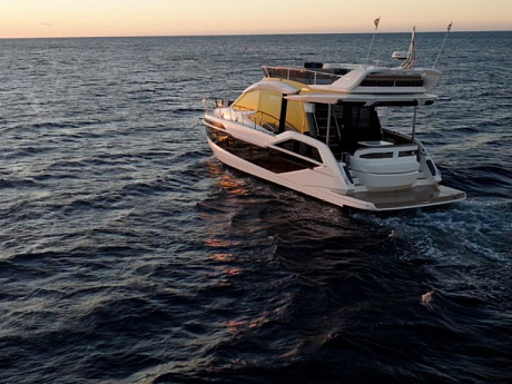 Galeon 480 FLY