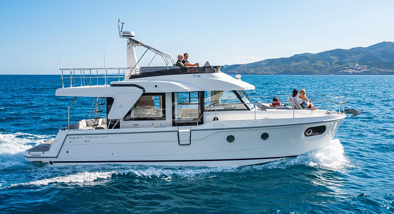 BENETEAU SWIFT TRAWLER 41 FLY