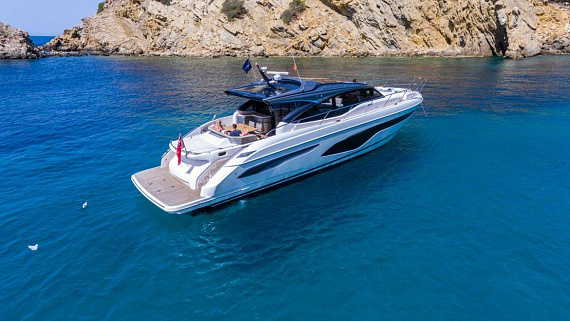 PRINCESS V65 yacht  6