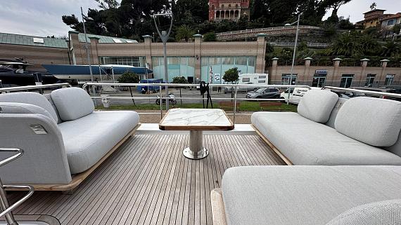 Яхта Azimut Fly 60 2022 11