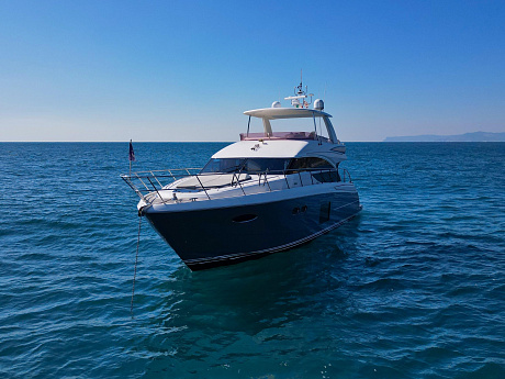 Яхта Princess Flybridge 56 2015 6
