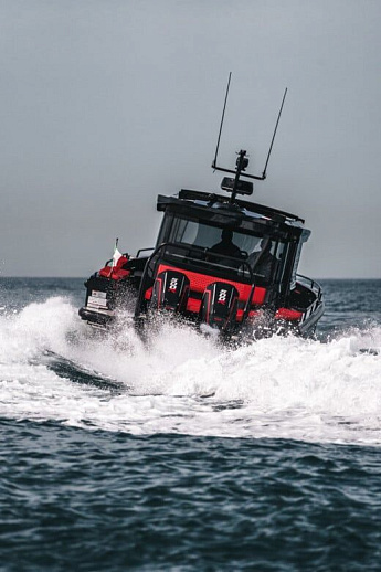 Brabus Shadow 1000 XC Cross Cabin yacht  8