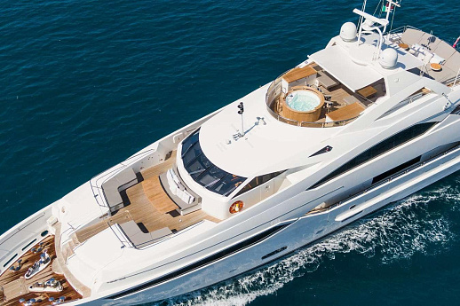 Яхта Sunseeker 131 2014 6