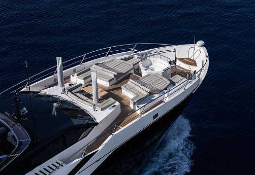 Яхта Sunseeker 116 Yacht 2019 8